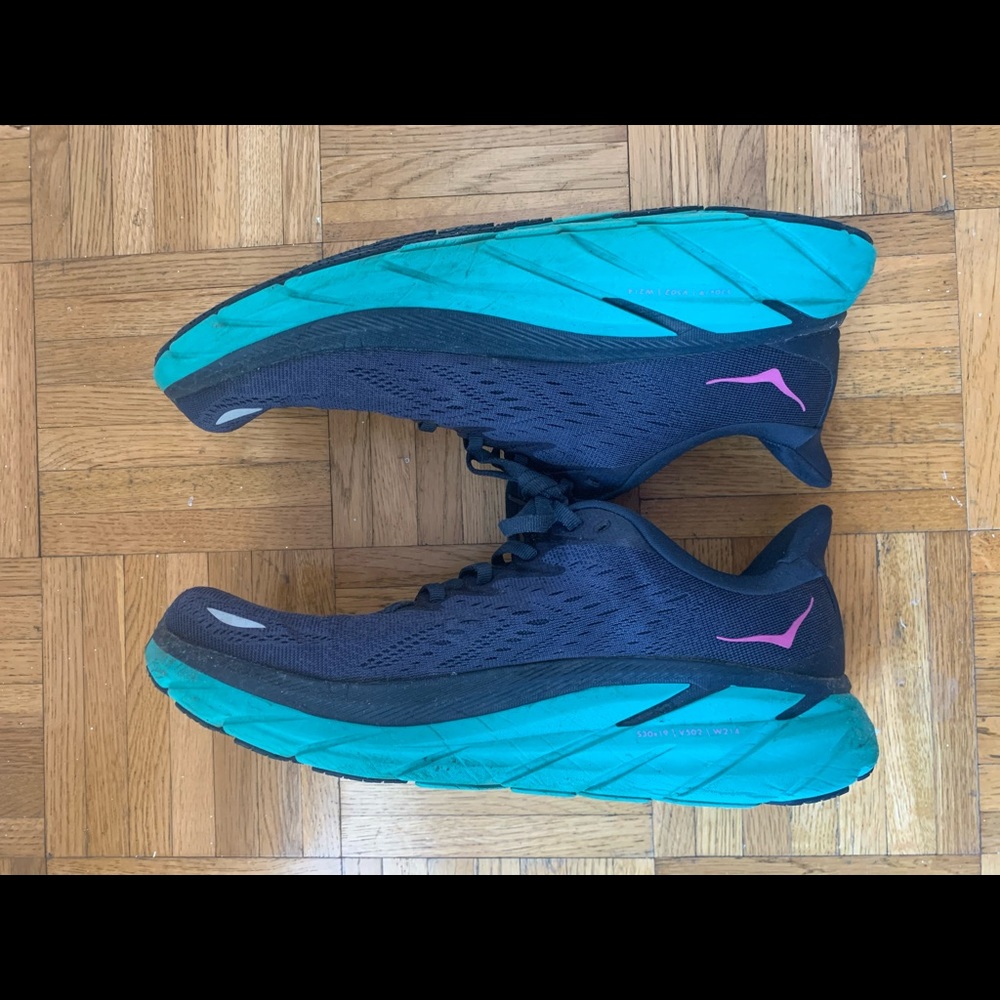 Hoka Clifton 8